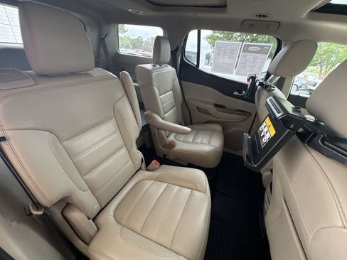 Certified 2019 GMC Acadia Denali w/ Technology Package AWD/4WD image 28