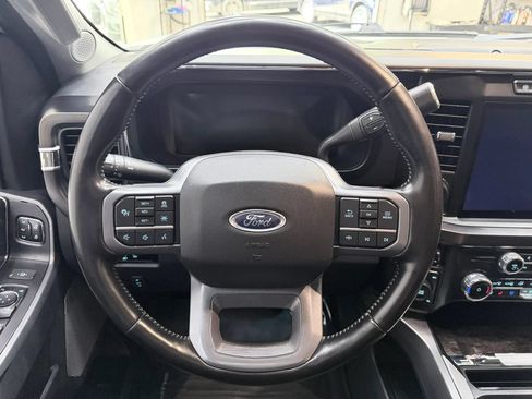 Used 2023 Ford F250 Lariat w/ Lariat Ultimate Package AWD/4WD image 14
