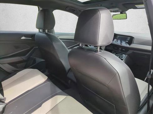 Used 2019 Volkswagen Jetta R-Line image 23