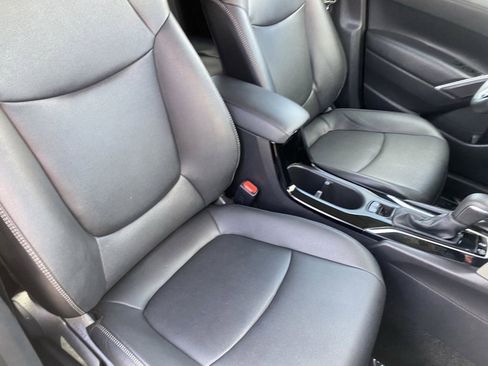 Certified 2024 Toyota Corolla Cross XLE w/ Convenience Package FWD image 15