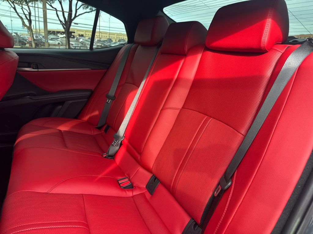 Used 2025 Toyota Camry XSE FWD image 25