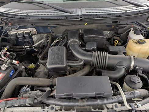 Used 2010 Ford F150 XLT image 26