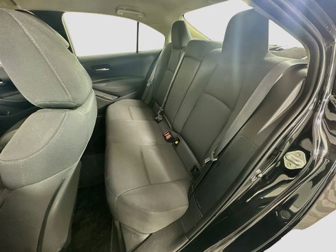 Used 2021 Toyota Corolla LE FWD image 26