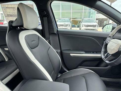 New 2026 Kia K4 EX w/ GT-Line Premium Package FWD image 14