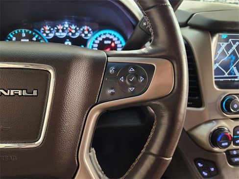 Used 2018 GMC Yukon XL Denali w/ Denali Ultimate Package image 28