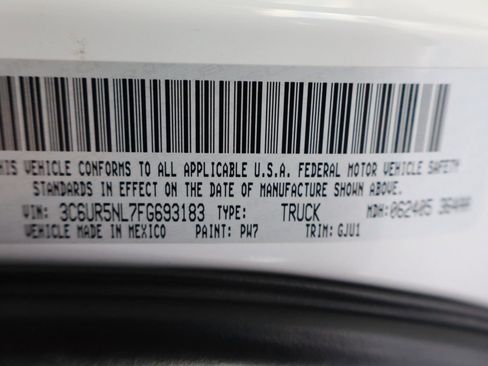 Used 2015 RAM 2500 Laramie w/ Cold Weather Group image 45