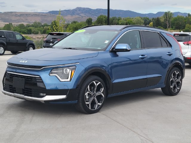 Used 2023 Kia Niro EX Touring FWD image 1