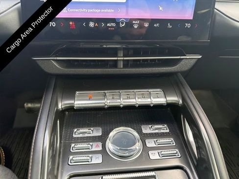 Used 2024 Lincoln Nautilus Reserve w/ Equipment Group 202A image 22