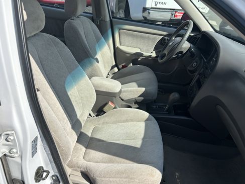 Used 2005 Hyundai Elantra GLS image 8