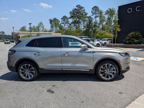 Certified 2023 Lincoln Nautilus Reserve w/ Equipment Group 201A image 4