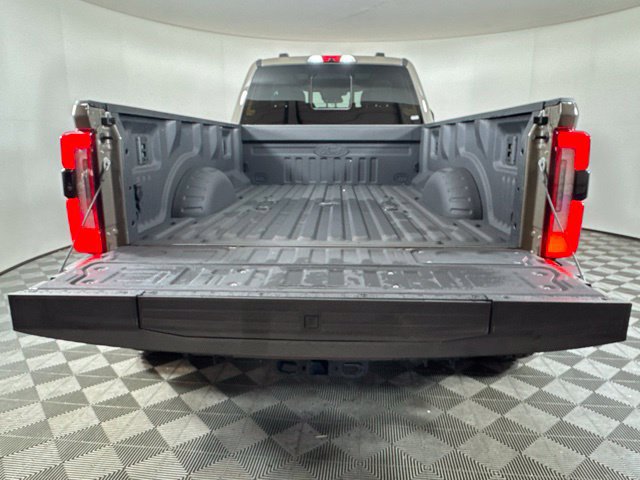 Used 2026 Ford F350 Platinum w/ Platinum Plus Package AWD/4WD image 21