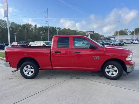 Used 2024 RAM 1500 Classic SLT RWD image 9