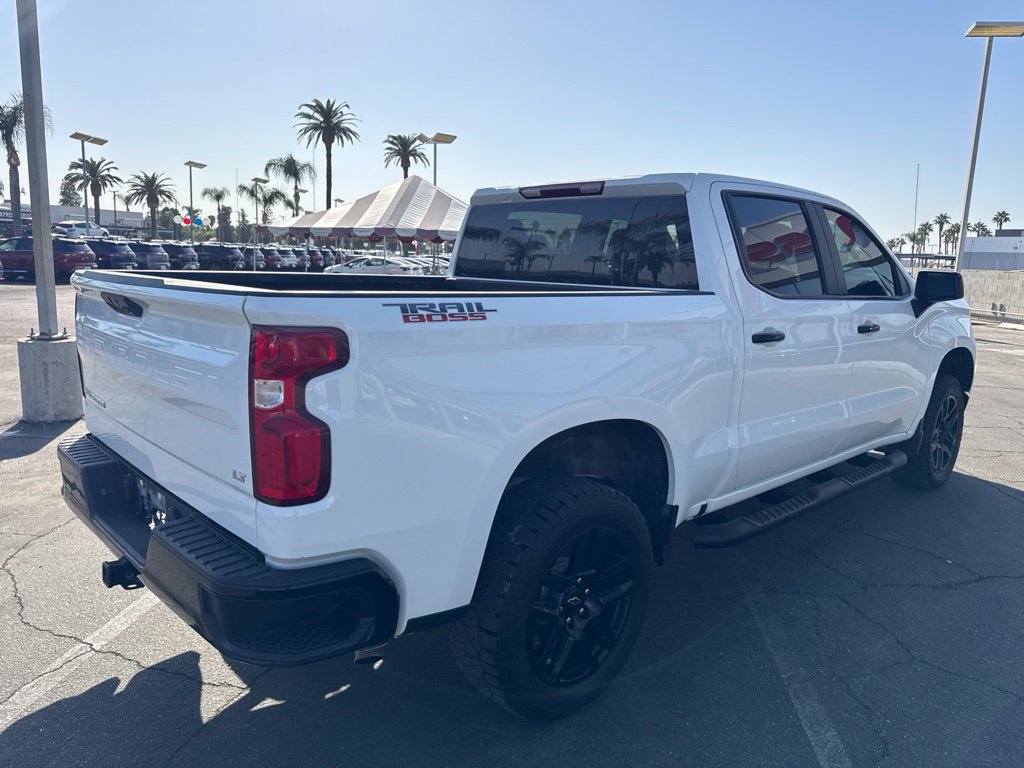 Used 2025 Chevrolet Silverado 1500 LT Trail Boss w/ Protection Package AWD/4WD image 4