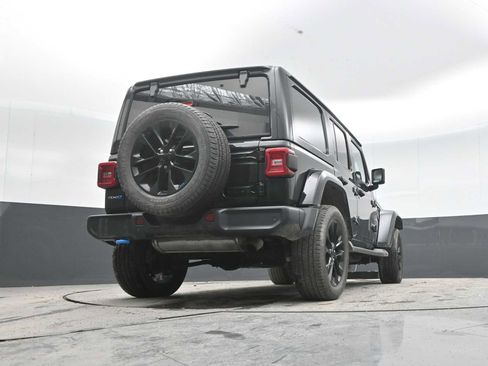 Used 2023 Jeep Wrangler Sahara w/ Cold Weather Group image 33