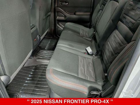 Certified 2025 Nissan Frontier PRO-4X AWD/4WD image 29