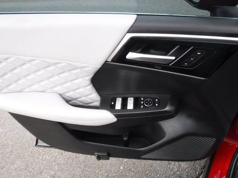 Used 2022 Mitsubishi Outlander SEL image 12