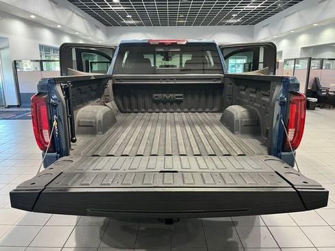 Used 2025 GMC Sierra 1500 Denali w/ Denali Reserve Package AWD/4WD image 10