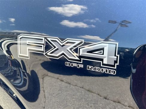 New 2025 Ford F150 Lariat w/ Equipment Group 501A Mid image 18