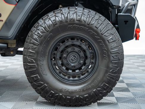 Used 2020 Jeep Gladiator Rubicon AWD/4WD image 19