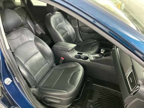 Used 2017 Kia Niro Touring w/ Advanced Technology Package image 26