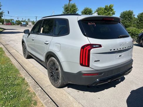 Used 2022 Kia Telluride EX w/ EX Premium Package AWD/4WD image 4