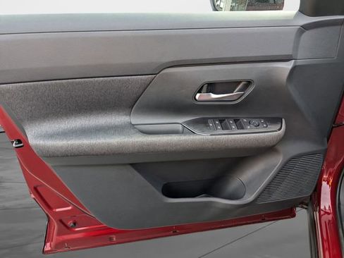 New 2026 Nissan Kicks SV w/ SV Premium Package FWD image 11