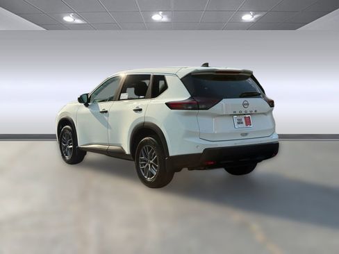 New 2026 Nissan Rogue S image 3