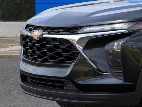 New 2026 Chevrolet Trax LS w/ LS Convenience Package FWD image 13