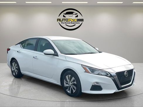Used 2020 Nissan Altima 2.5 S FWD image 1