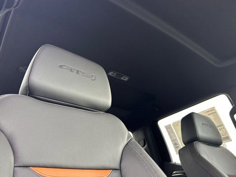 New 2026 GMC Sierra 1500 AT4 w/ LPO, Black Badging Package image 17