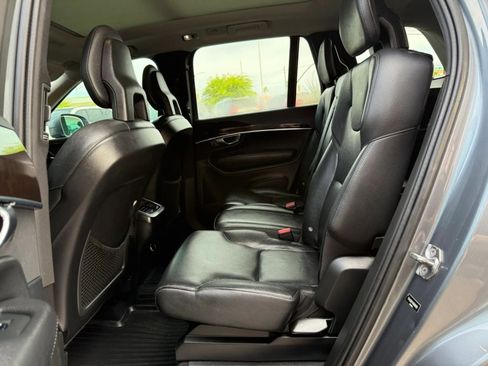 Used 2016 Volvo XC90 T6 Momentum w/ Momentum Plus Package AWD/4WD image 45