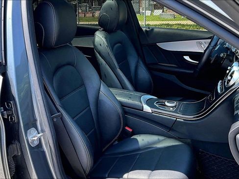 Used 2021 Mercedes-Benz C 300 4MATIC Sedan w/ AMG Line image 7