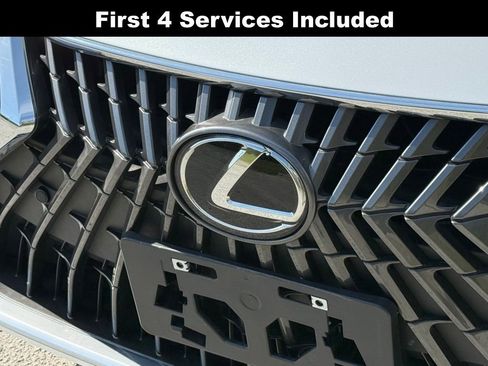 Certified 2024 Lexus ES 350 w/ Premium Package image 6