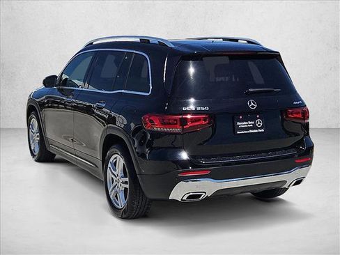 Used 2021 Mercedes-Benz GLB 250 GLB 250 image 8