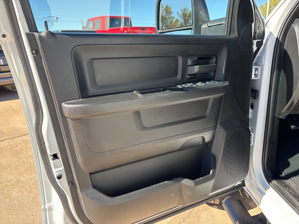 New 2026 RAM 3500 Tradesman AWD/4WD image 13