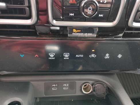 New 2026 Nissan Sentra SV w/ Floor Mat Package FWD image 18