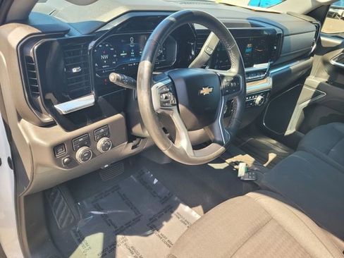 Used 2023 Chevrolet Silverado 1500 LT w/ Protection Package AWD/4WD image 12