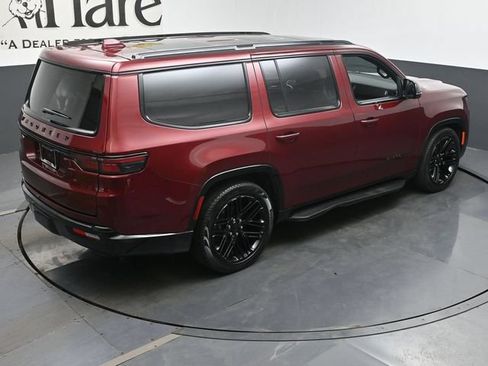 Used 2023 Jeep Wagoneer Series II w/ Convenience Group I AWD/4WD image 42