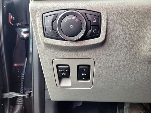 Used 2015 Ford F150 XLT w/ Equipment Group 301A Mid image 18