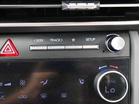 Used 2025 Hyundai Sonata SEL FWD image 25