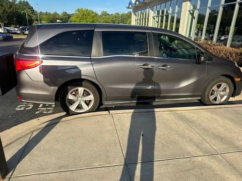 Used 2019 Honda Odyssey EX-L image 3