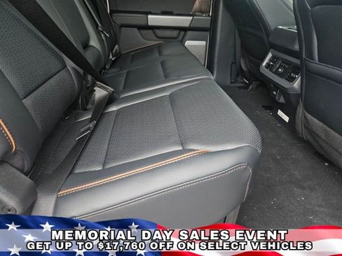 New 2026 Ford F250 Lariat w/ Black Appearance Package AWD/4WD image 16