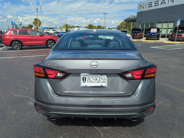 Certified 2024 Nissan Altima 2.5 SV w/ SV Premium Package FWD image 7