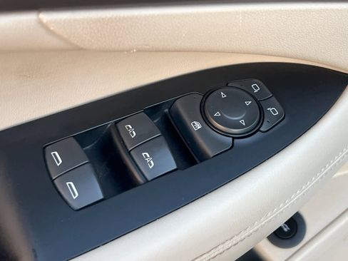 Used 2019 Buick LaCrosse Preferred image 14