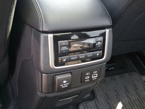Certified 2023 Subaru Ascent Touring AWD/4WD image 12