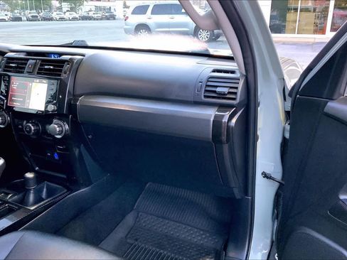 Used 2023 Toyota 4Runner TRD Off-Road Premium w/ Moonroof Package AWD/4WD image 18