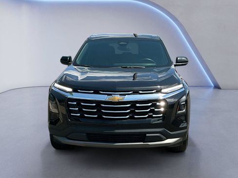 Used 2025 Chevrolet Equinox LT AWD/4WD image 8
