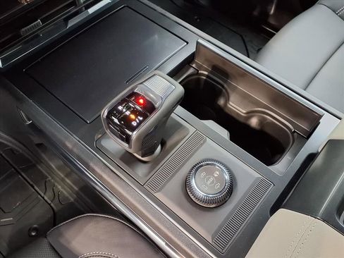 New 2026 GMC Hummer EV 4x4 Crew Cab image 19