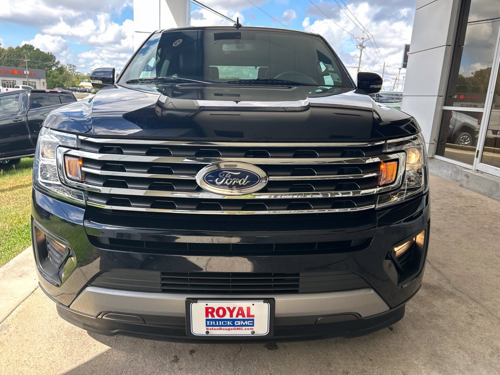 Used 2021 Ford Expedition XLT RWD image 3