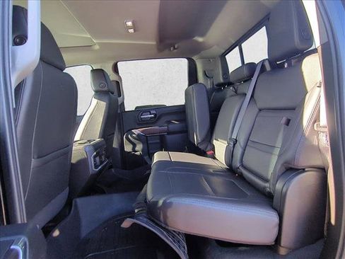 Used 2021 GMC Sierra 3500 Denali w/ Denali Ultimate Package image 18